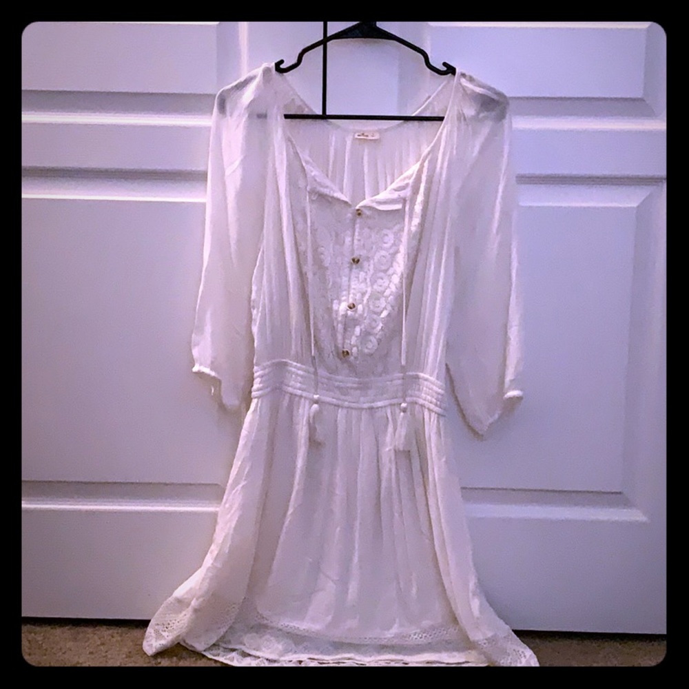 Hollister white Bohemian style dress size Large